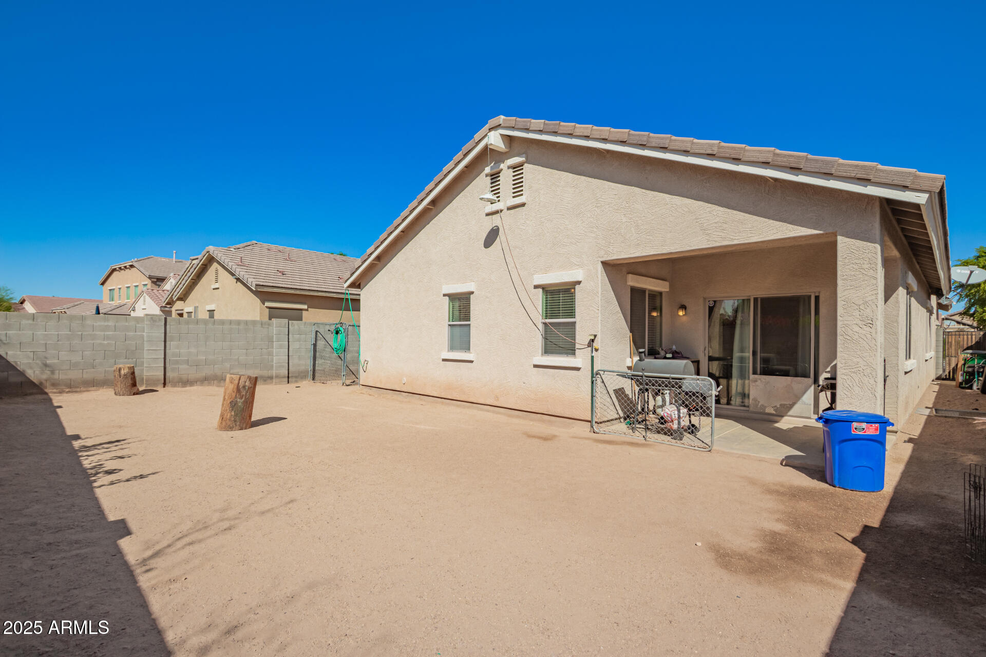 16947 West Cocopah Street Goodyear, AZ 85338 - Photo 7 of 22 a view of a terrace with chairs and tables