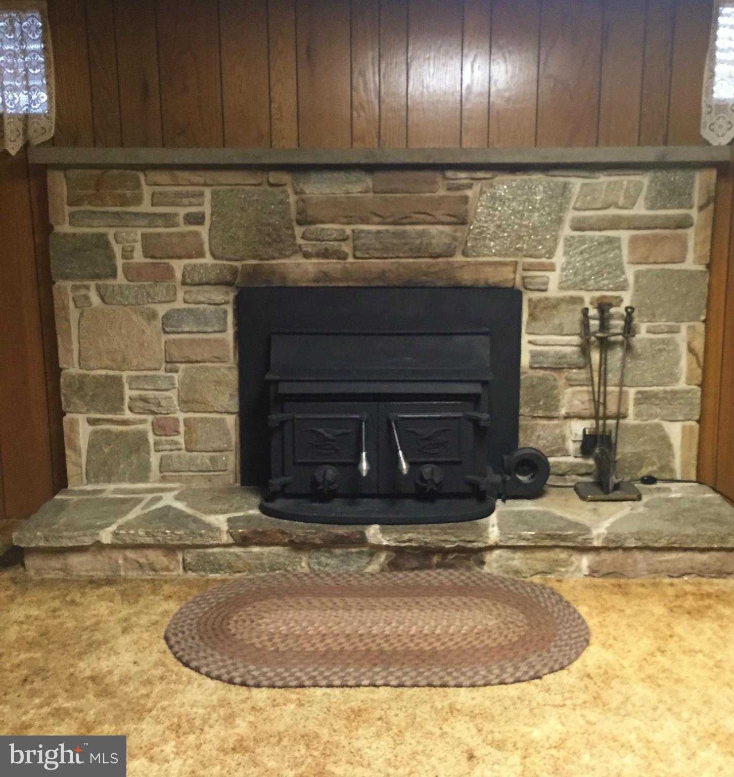 5303 Grave Run Road Manchester, MD 21102 - Photo 14 of 28 Family Room