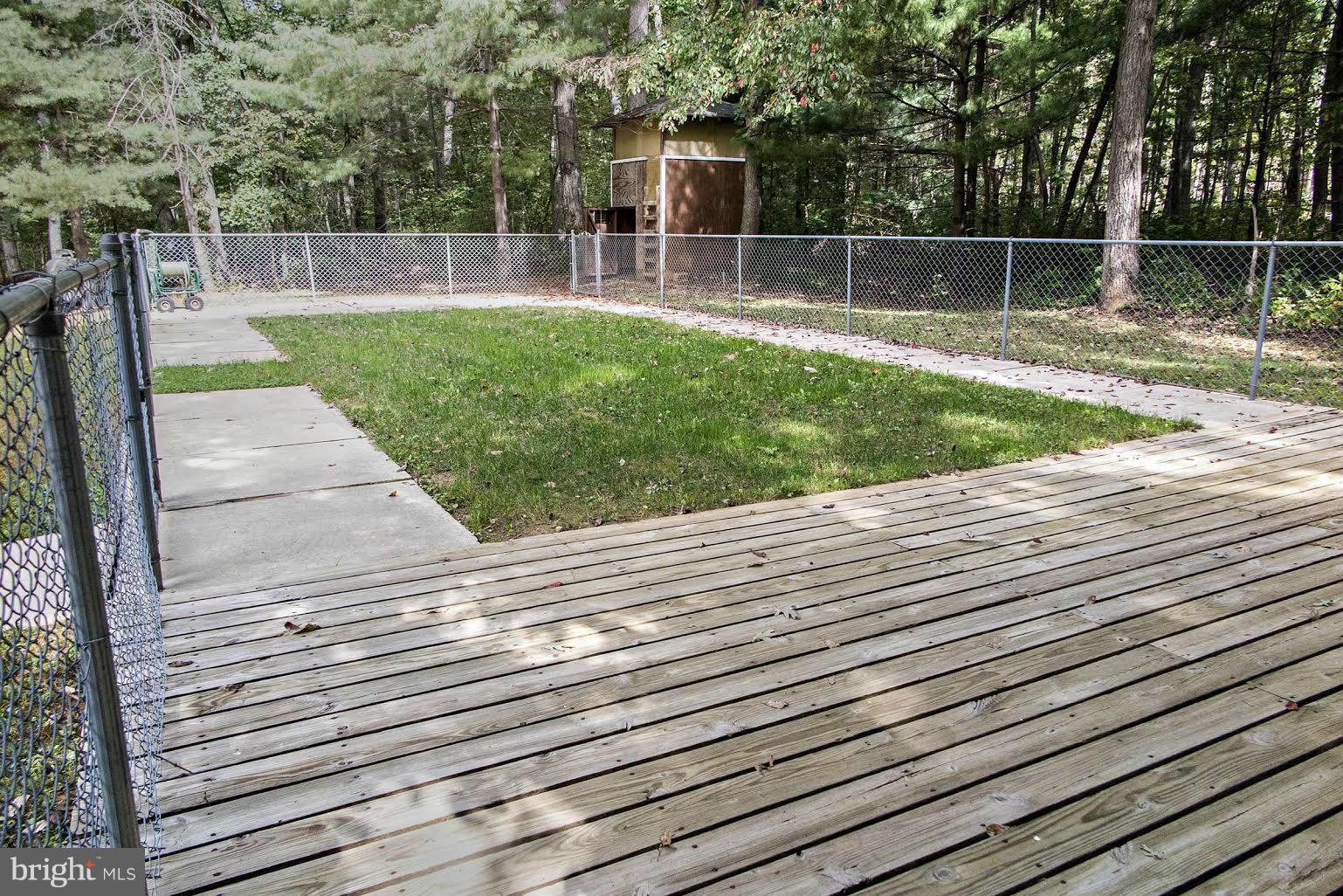 5303 Grave Run Road Manchester, MD 21102 - Photo 18 of 28 Exterior (Rear)