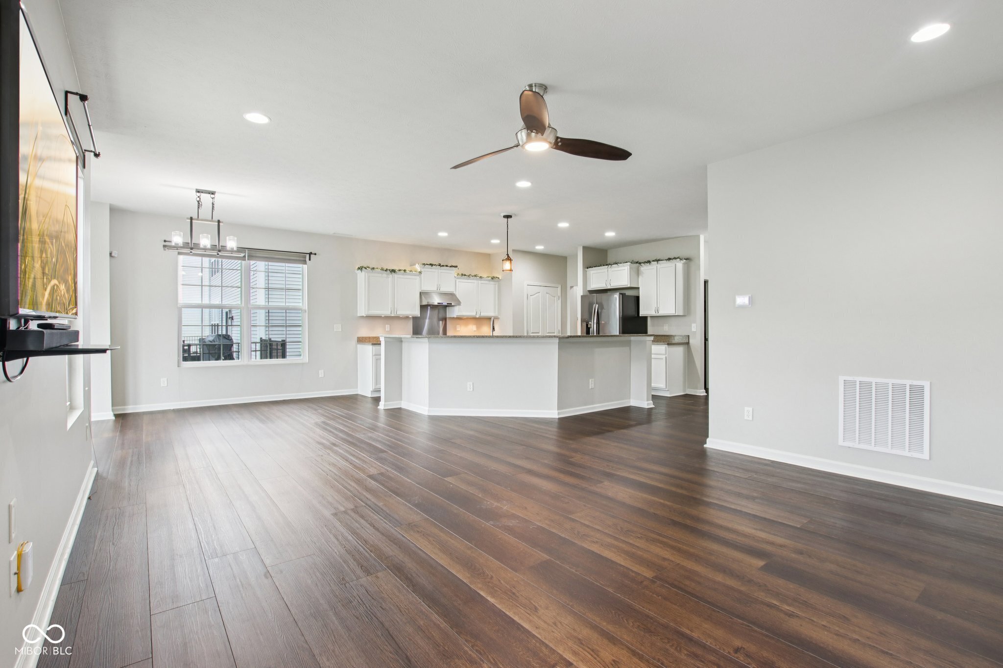 14475 Milton Road Fishers, IN 46037 - Photo 8 of 60