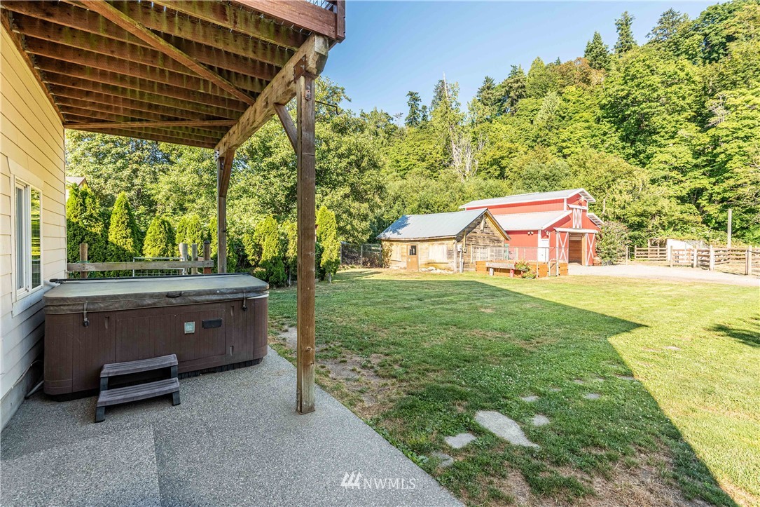 7565 Maxwelton Road Clinton, WA 98236 - Photo 27 of 40 Gallery Image 27