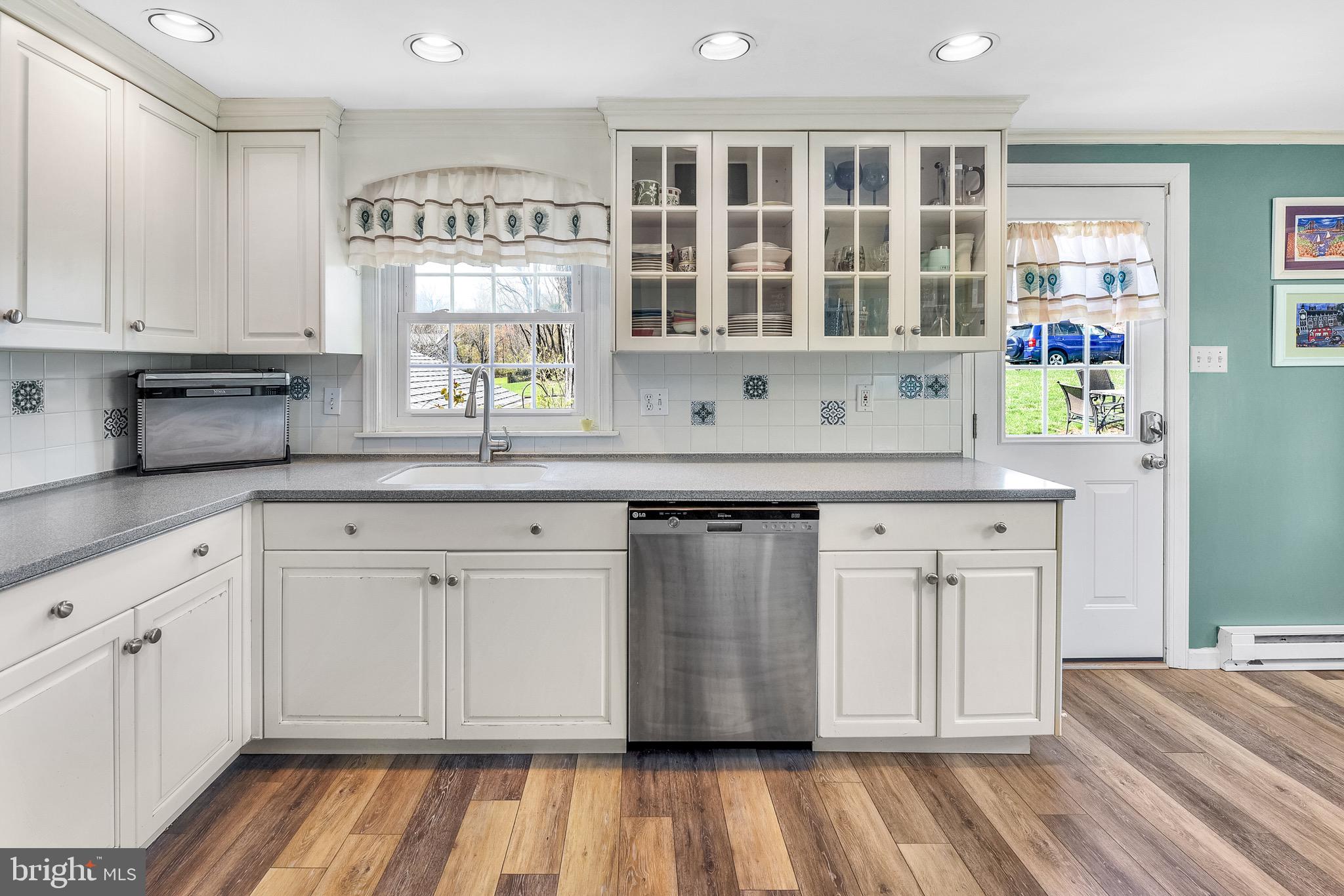 3 Deerpath Road Chalfont, PA 18914 - Photo 7 of 32 Gallery Image 7