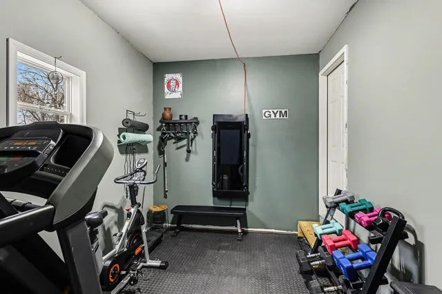 $250,000 | 291 Ackerson Lake Drive, Jackson, MI 49201