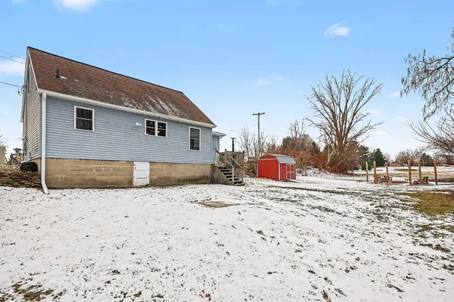 $250,000 | 291 Ackerson Lake Drive, Jackson, MI 49201