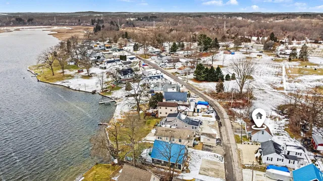 $250,000 | 291 Ackerson Lake Drive, Jackson, MI 49201