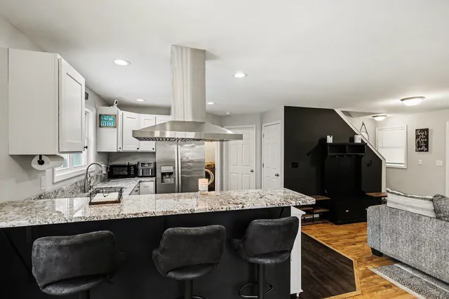 $250,000 | 291 Ackerson Lake Drive, Jackson, MI 49201