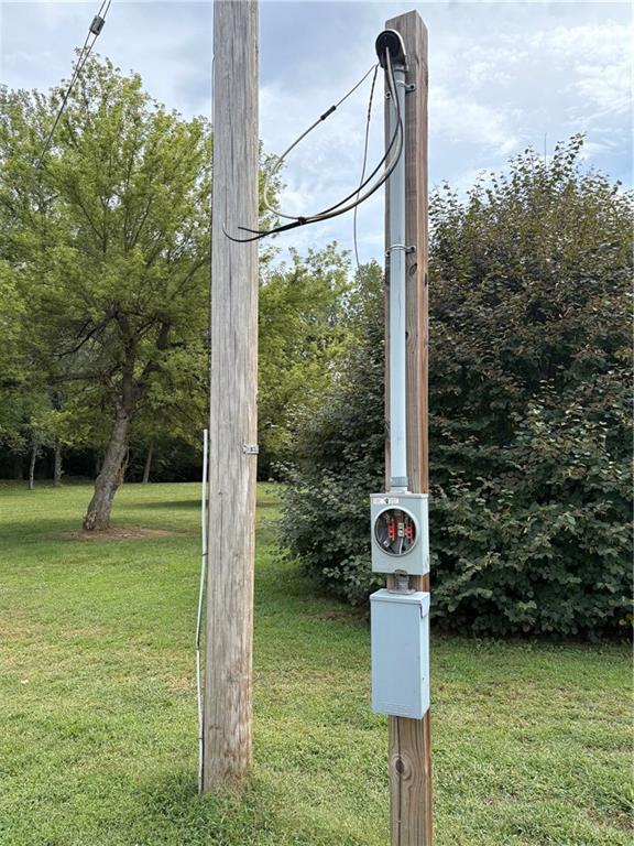 East 5 St Court Linwood, KS 66052 - Photo 4 of 5