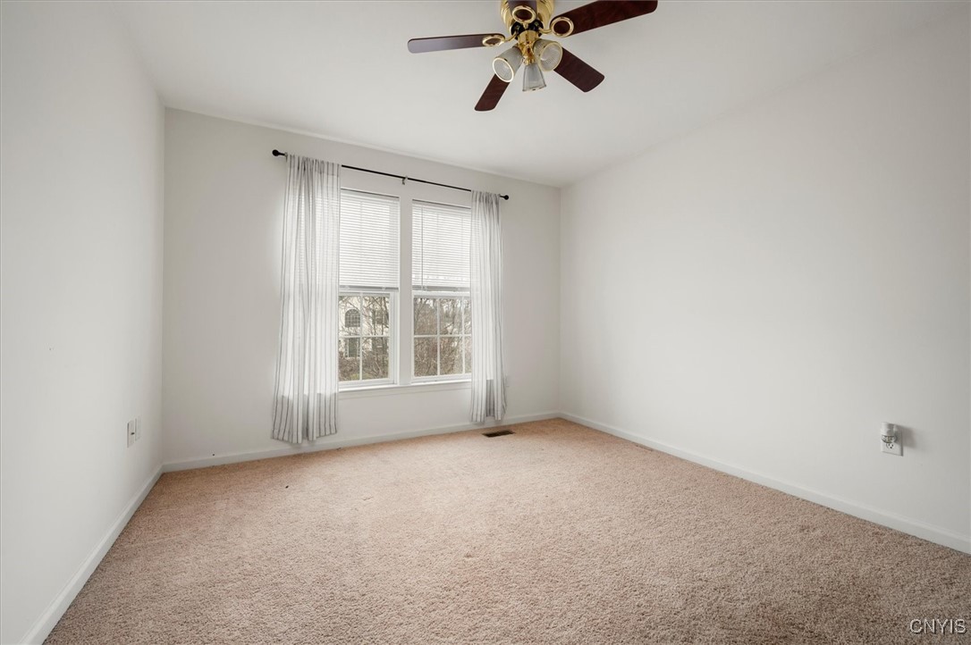 5544 Rockhampton Path Clay, NY 13041 - Photo 33 of 43