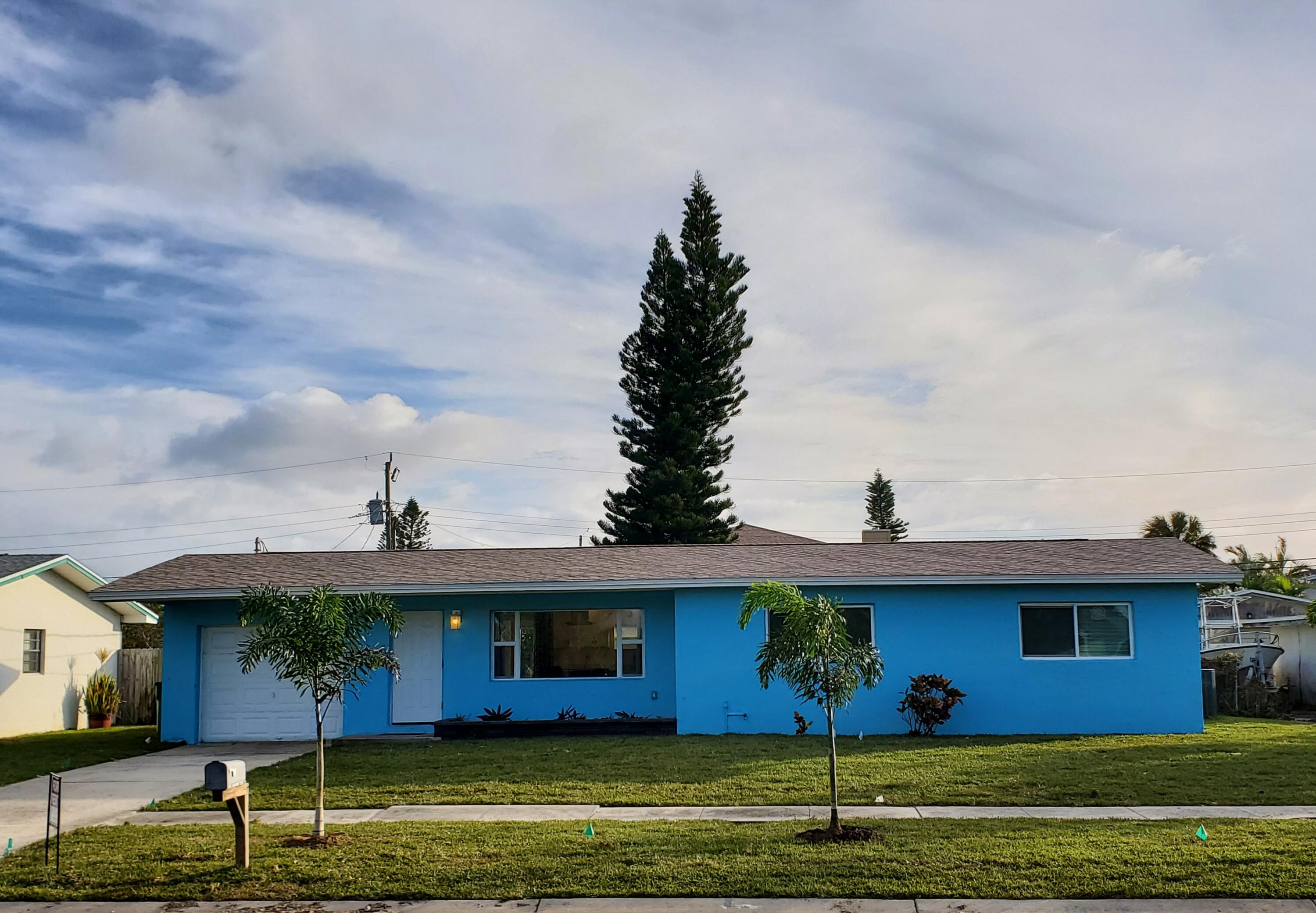 114 Harris Boulevard Indialantic, FL 32903 - Photo 1 of 11 20240117_162448