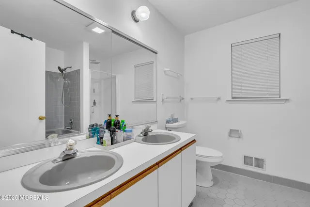 $3,800 | 109 Liberty Bell Road, Toms River, NJ 08755