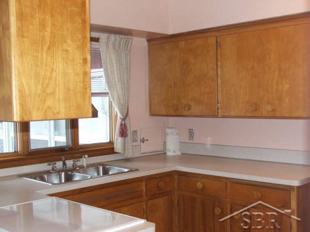 4376 Dirker Road Saginaw, MI 48638 - Photo 9 of 11 20033188-8.JPG