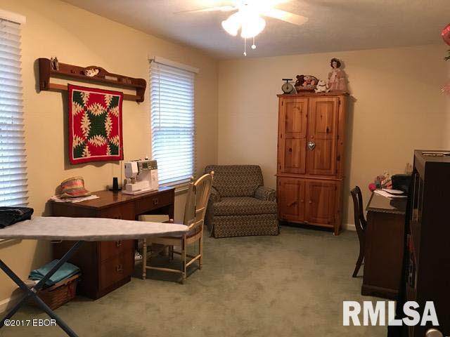 13153 Hafer Road Herrin, IL 62948 - Photo 18 of 29 Gallery Image 18