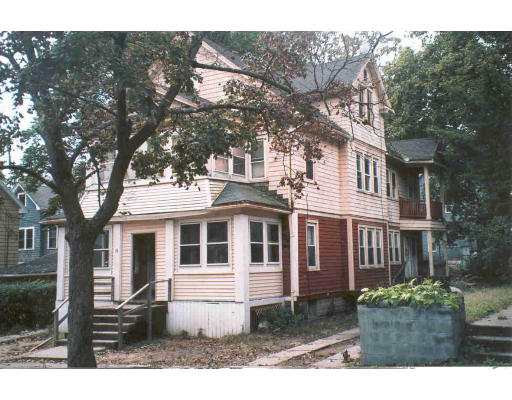 18-20 Braddock Street Springfield, MA 01109 - Photo 1 of 1 Gallery Image 1