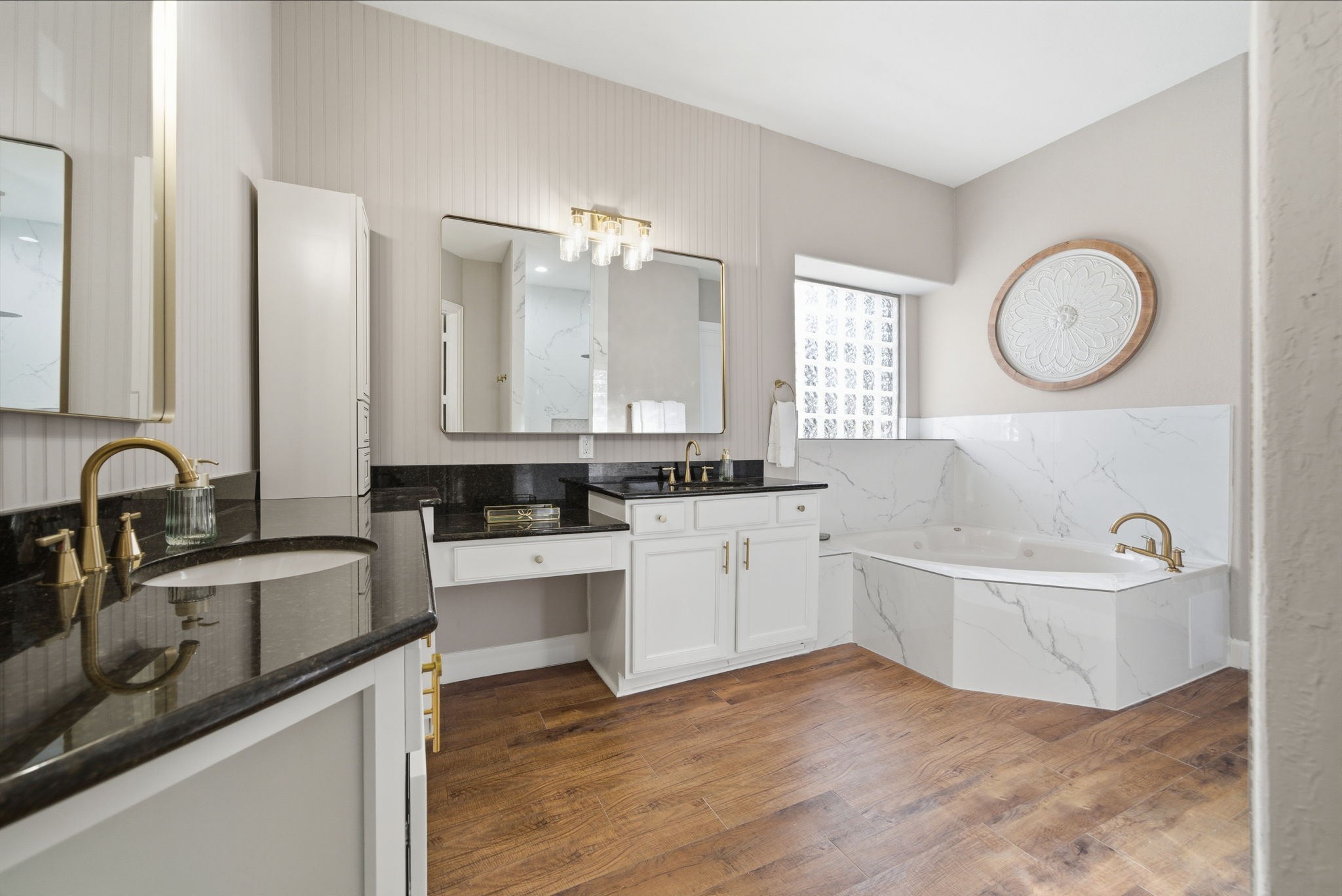 32807 Whitburn Trail Fulshear, TX 77441 - Photo 18 of 39 a bathroom with a granite countertop sink mirror and bathtub