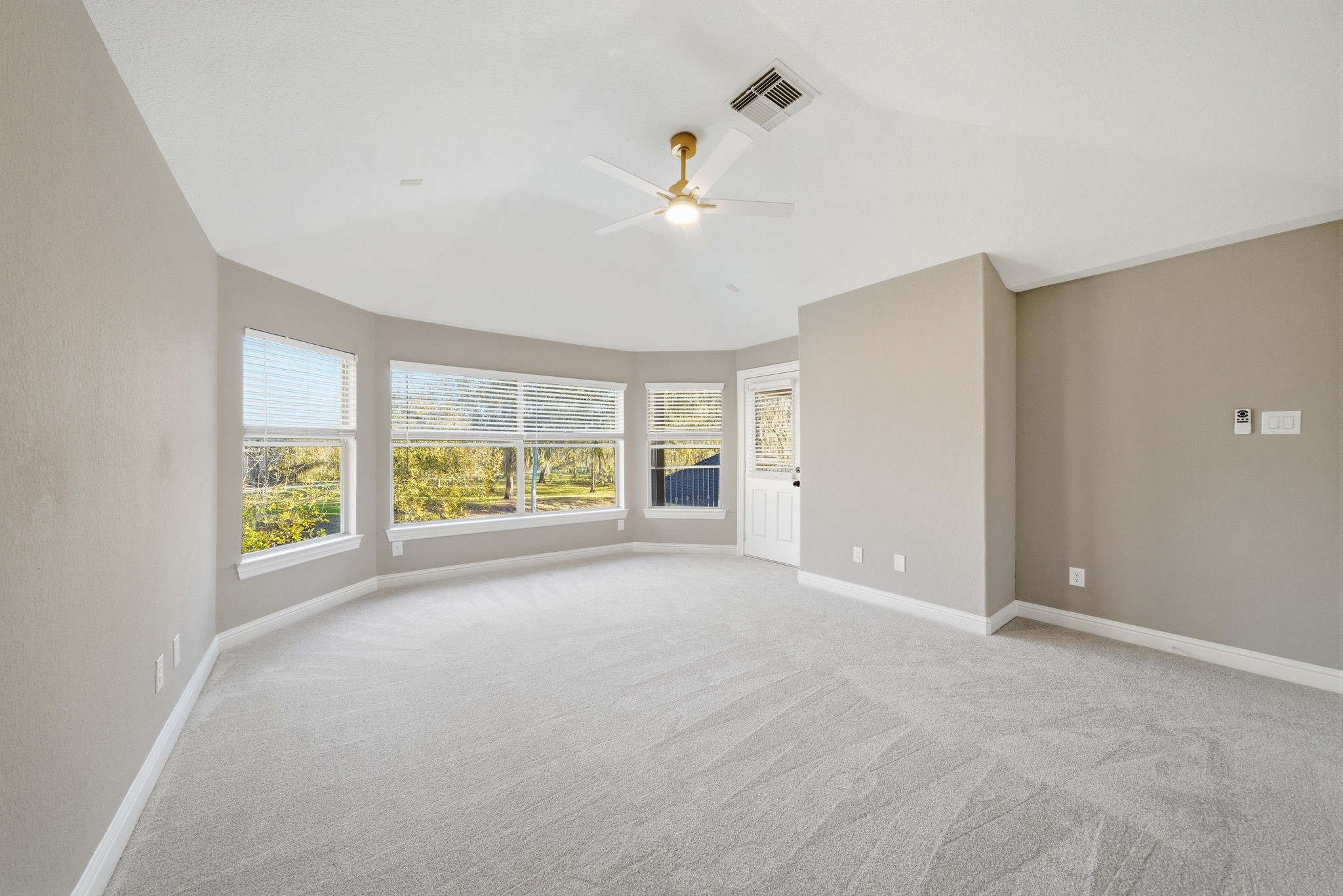 32807 Whitburn Trail Fulshear, TX 77441 - Photo 33 of 39 a view of an empty room with a window