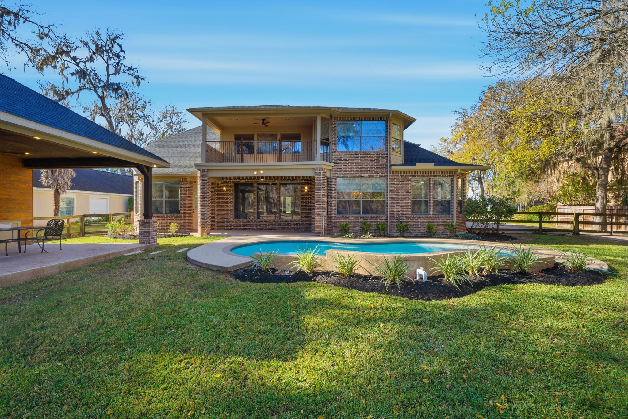 32807 Whitburn Trail Fulshear, TX 77441 - Photo 34 of 39 a view of a house with a big yard