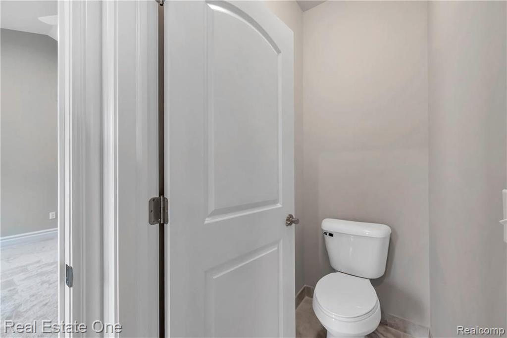 3781 Milano Ct. Rochester Hills, MI 48307 - Photo 24 of 38