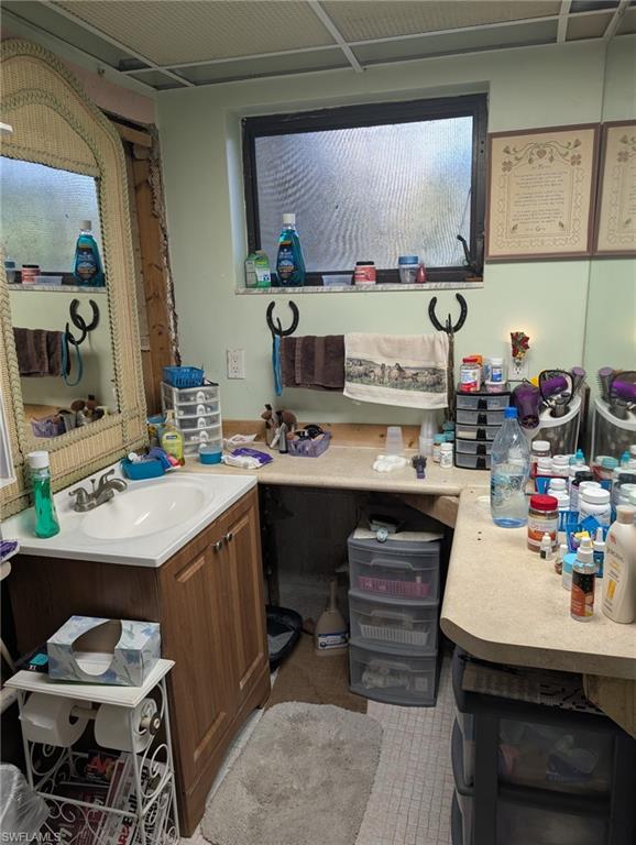 23261 Tuckahoe Road Alva, FL 33920 - Photo 24 of 39 a room with stainless steel appliances kitchen island a table and chairs in it