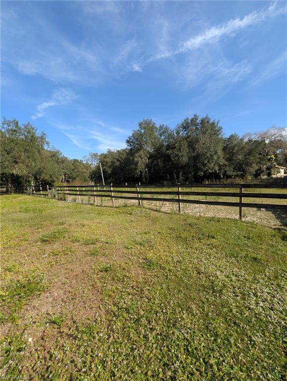 23261 Tuckahoe Road Alva, FL 33920 - Photo 32 of 39 a view of outdoor space with mountain view