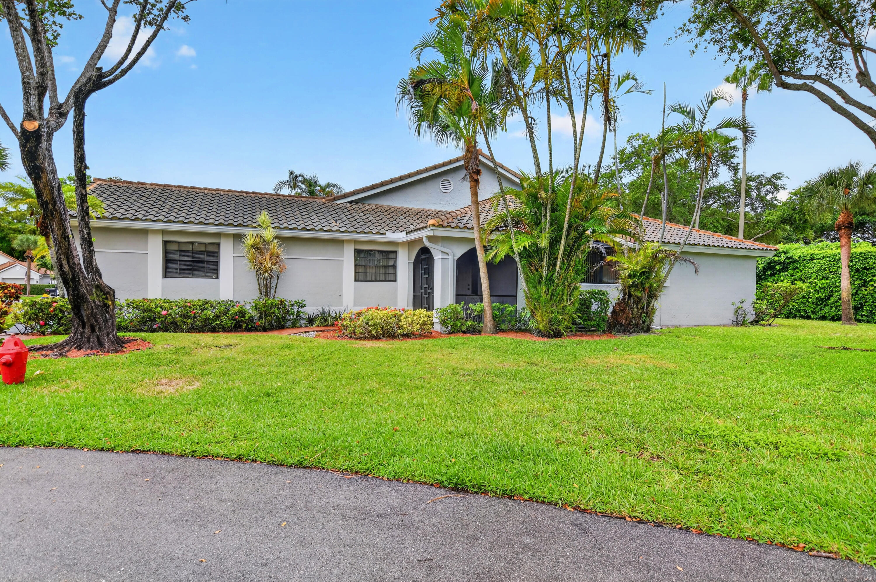 10523 Ladypalm Lane, Unit B Boca Raton, FL 33498 - Photo 4 of 58 4-print-DSC_6553