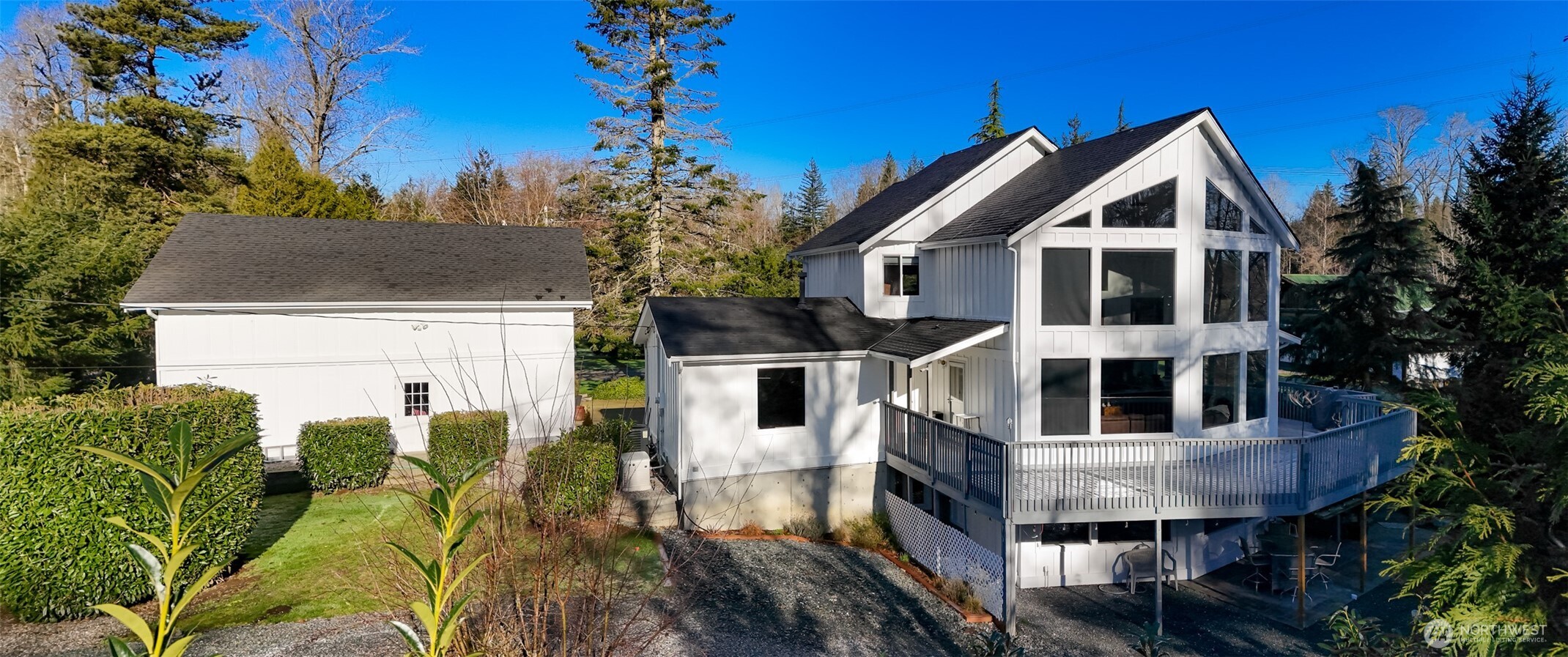 8894 Giles Road Blaine, WA 98230 - Photo 3 of 39