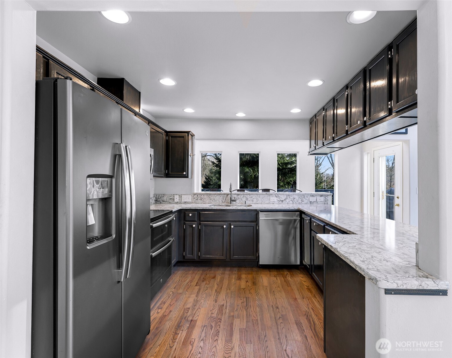 8894 Giles Road Blaine, WA 98230 - Photo 8 of 39