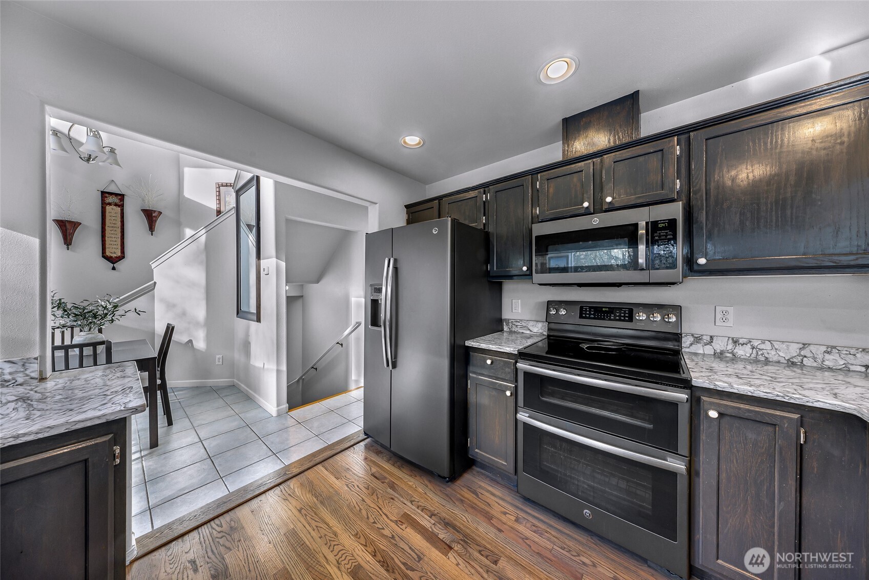 8894 Giles Road Blaine, WA 98230 - Photo 10 of 39