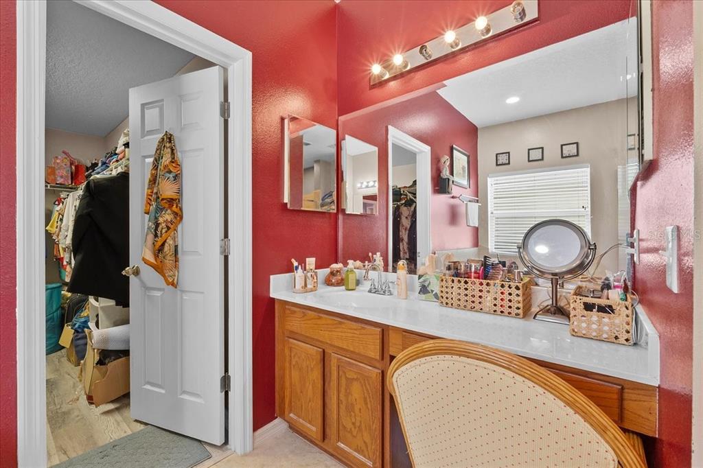 817 James Way Lake Alfred, FL 33850 - Photo 37 of 69 a bathroom with a sink vanity granite tub and shower