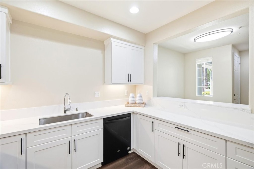 27 Whitworth Ladera Ranch, CA 92694 - Photo 14 of 33