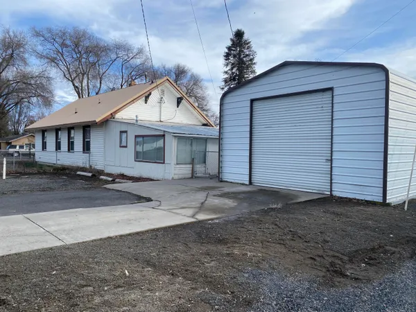 $245,000 | 332 North Madison Street, Merrill, OR 97633