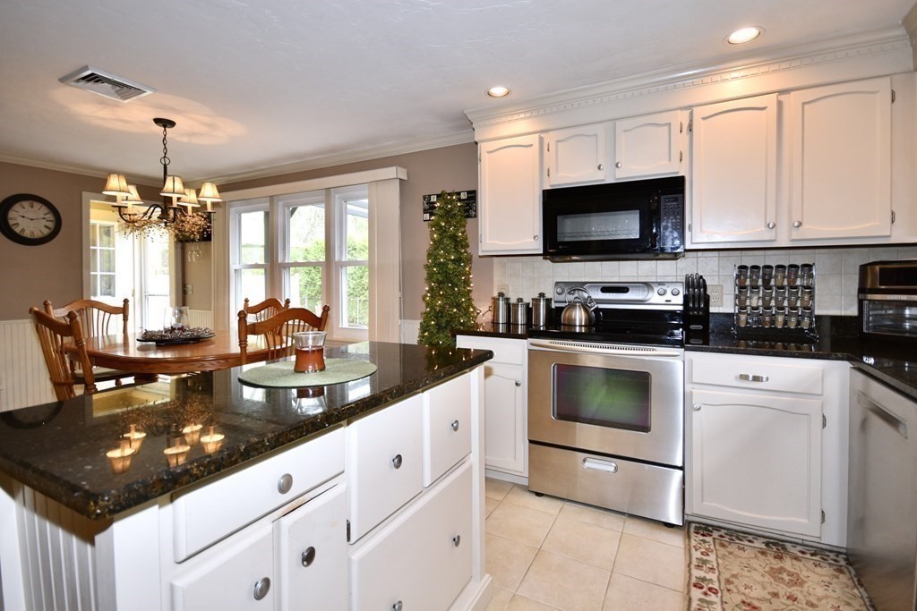 3 J Braden Thompson Road Sandwich, MA 02644 - Photo 5 of 26 Gallery Image 5