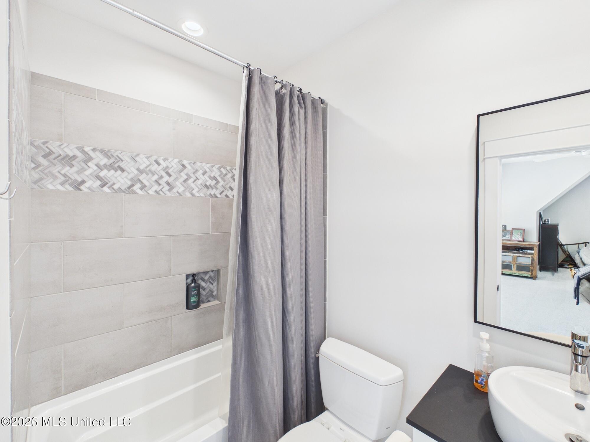 103 Victory Lane Madison, MS 39110 - Photo 48 of 54 CAM02761G0-PR0049-STILL048