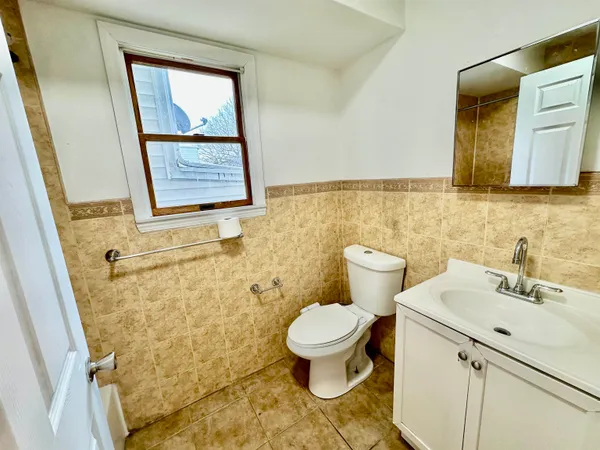 $2,900 | 53 Williams Avenue, Unit 2, Jersey City, NJ 07304