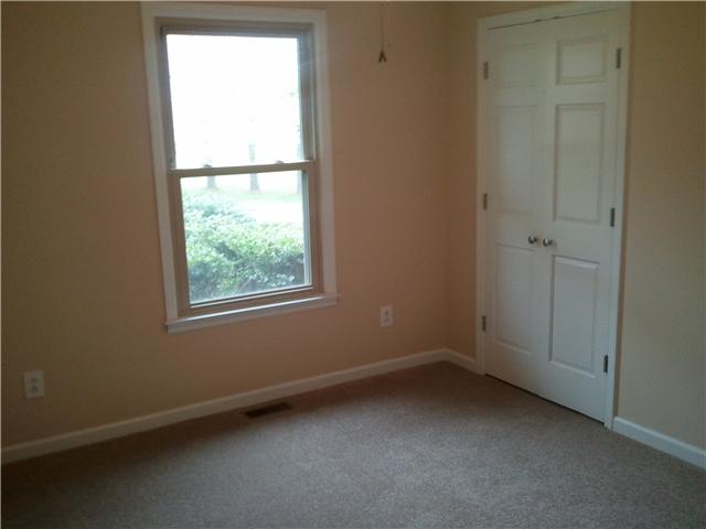 300A Governor Hall Road Castalian Springs, TN 37031 - Photo 5 of 14 NEW CARPET