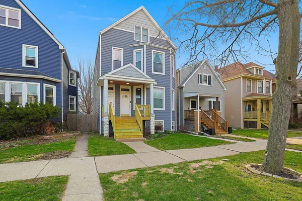 $899,000 | 4327 North Avers Avenue, Chicago, IL 60618