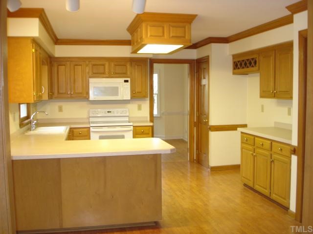 4020 Skipjack Court Raleigh, NC 27613 - Photo 4 of 12
