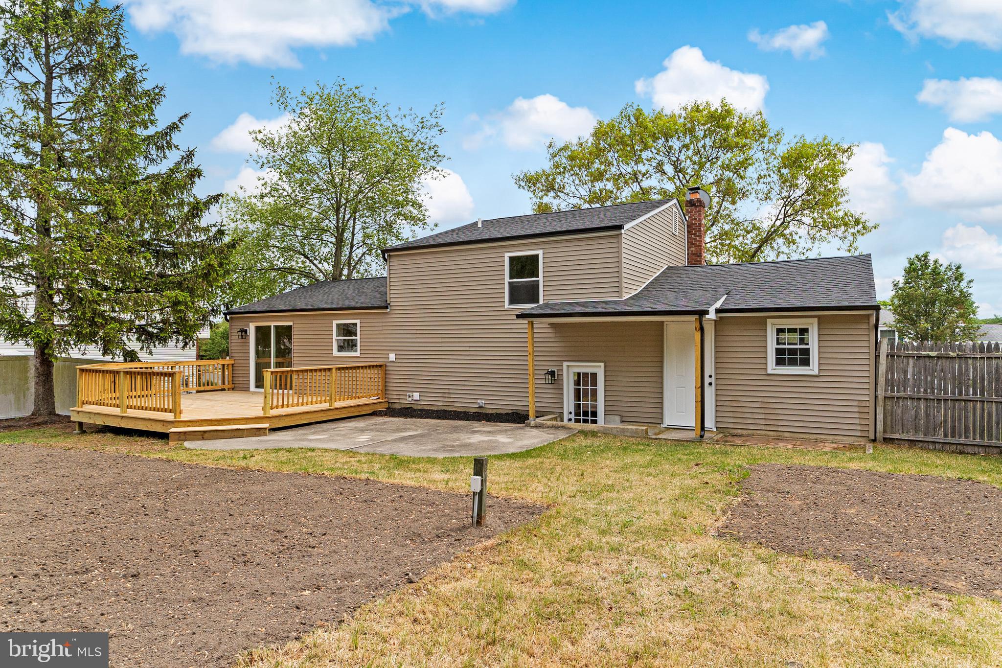 15 Dunlin Way Sicklerville, NJ 08081 - Photo 28 of 28 a view of a house with backyard and trees