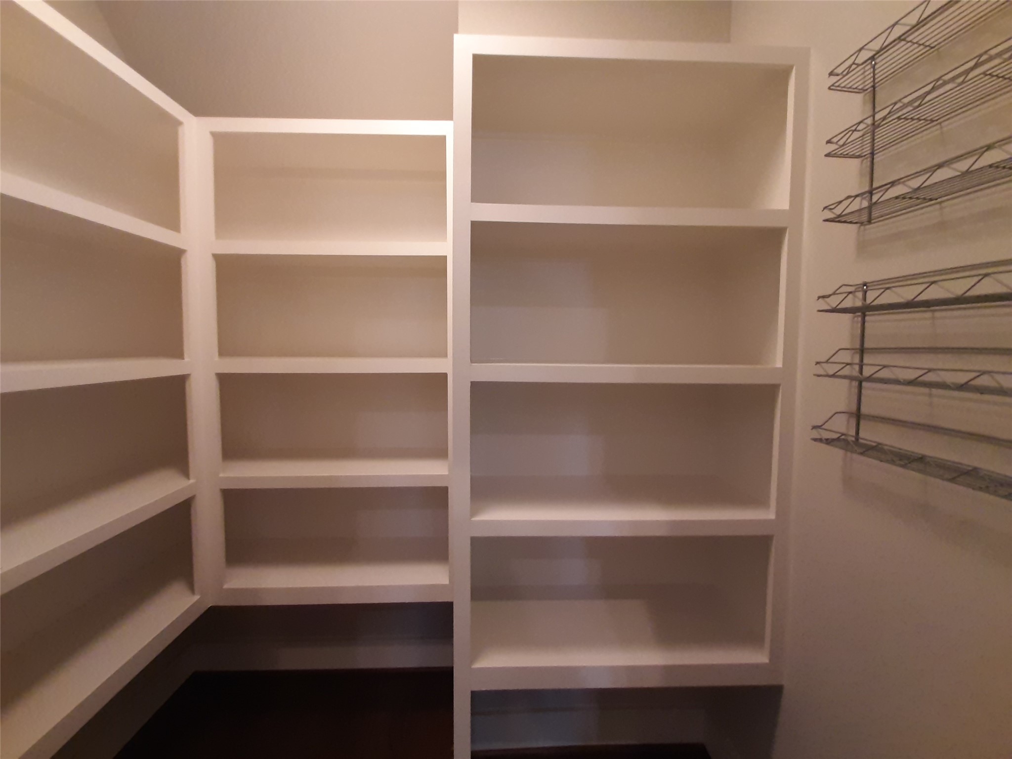 1716 Ridgewood Street Houston, TX 77006 - Photo 11 of 29 Gallery Image 11