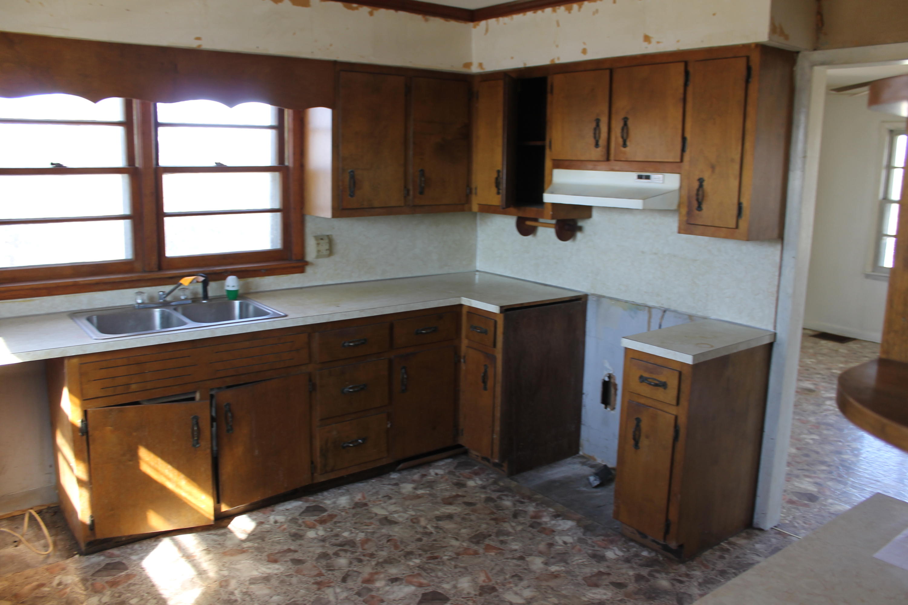 2045 Reagan Road Byrdstown, TN 38549 - Photo 5 of 12 IMG_0769