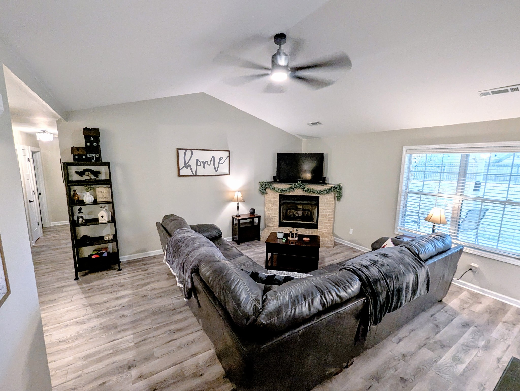 401 Bonny Castle Road Clarksville, TN 37040 - Photo 4 of 28 Gallery Image 4