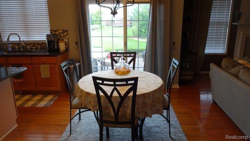 781 Enchantment Drive Rochester, MI 48307 - Photo 26 of 39 084.jpg