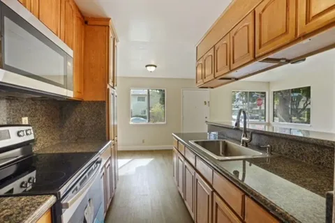 $459,000 | 34806 Starling Drive, Unit 3, Union City, CA 94587