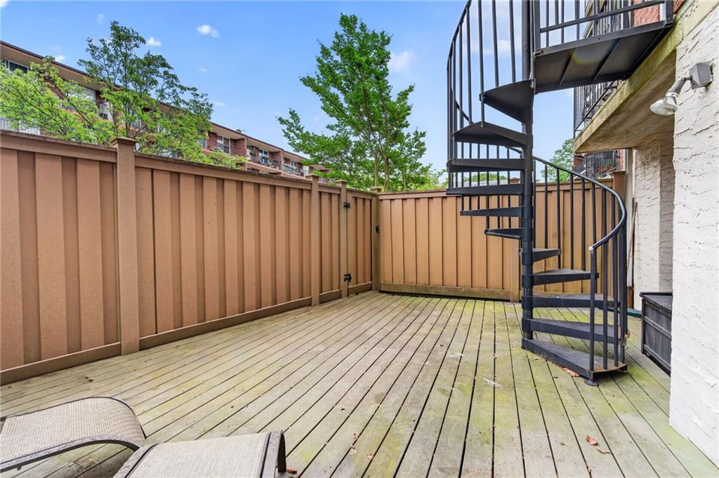 9967 Shore Road, Unit 7B Brooklyn, NY 11209 - Photo 21 of 22