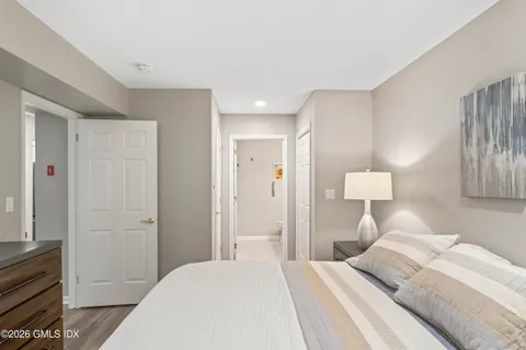 $475,000 | 351 Pemberwick Road, Unit 818, Greenwich, CT 06831