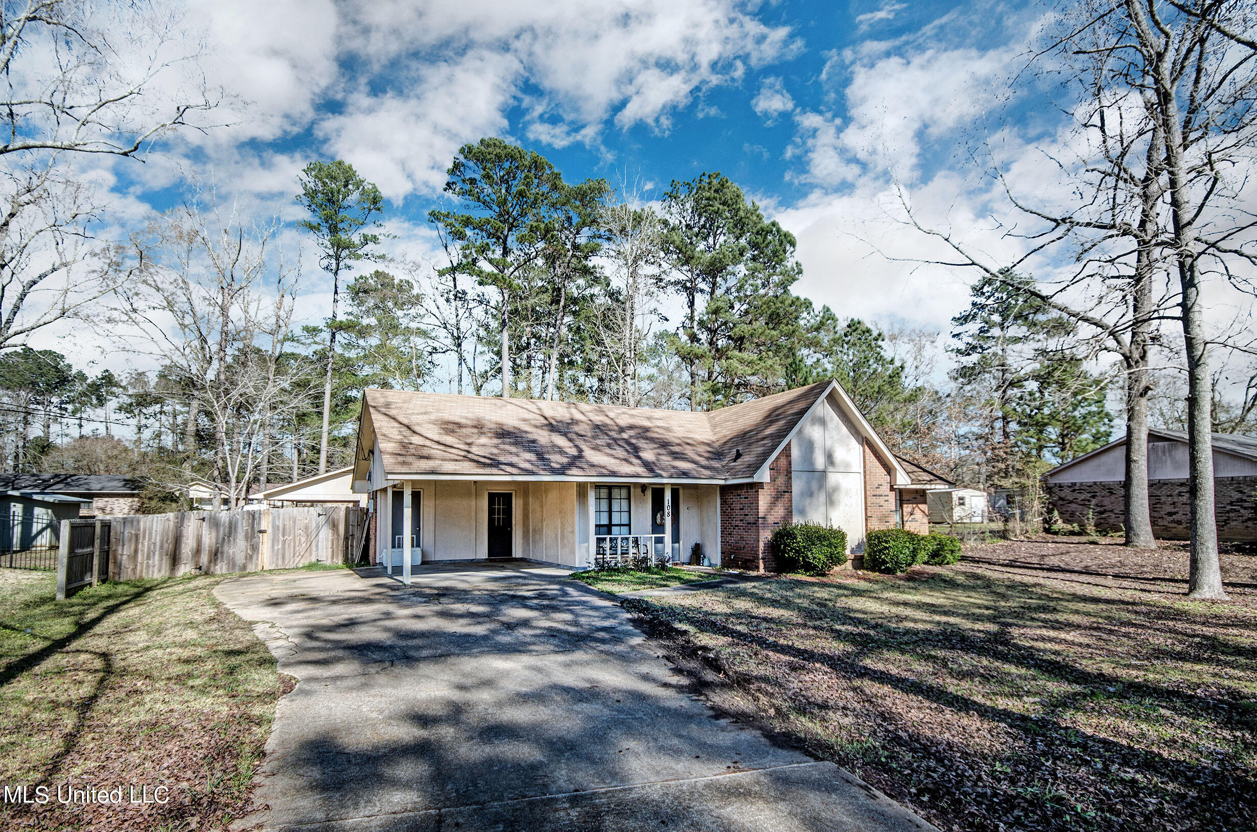108 A Martin Road Brandon, MS 39042 - Photo 1 of 21 front