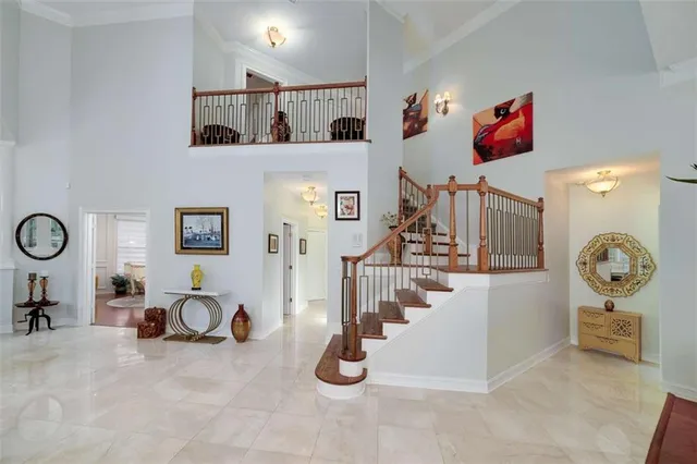 a view of livingroom with furniture and windows