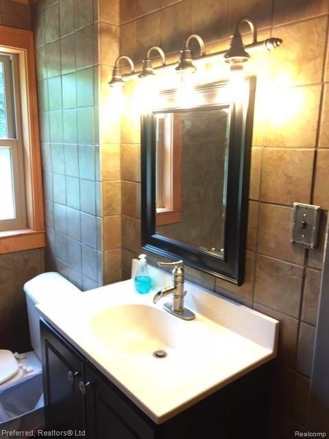 6215 Fenton Road Flint, MI 48507 - Photo 41 of 43