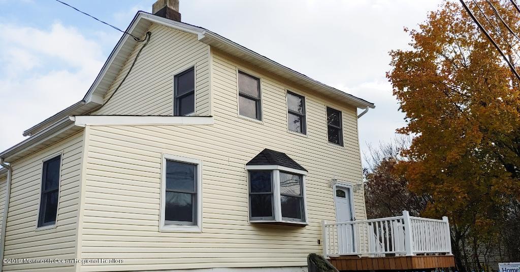 557 Lloyd Road Hazlet, NJ 07730 - Photo 1 of 10 2019-11-19-13-36-33 (1024x537)