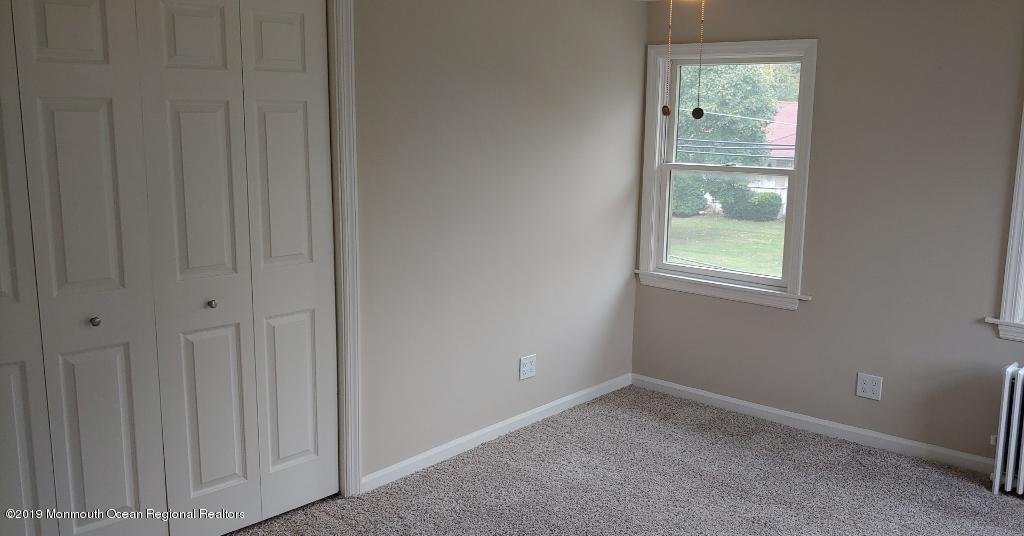 557 Lloyd Road Hazlet, NJ 07730 - Photo 8 of 10 2019-10-22-13-07-12 (1024x536)