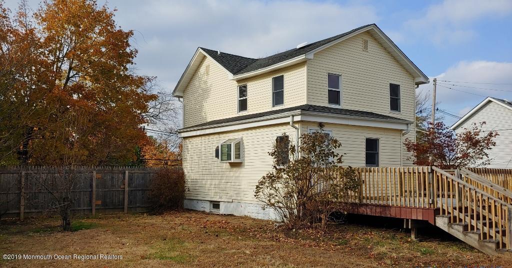 557 Lloyd Road Hazlet, NJ 07730 - Photo 9 of 10 2019-11-19-13-37-37 (1024x537)